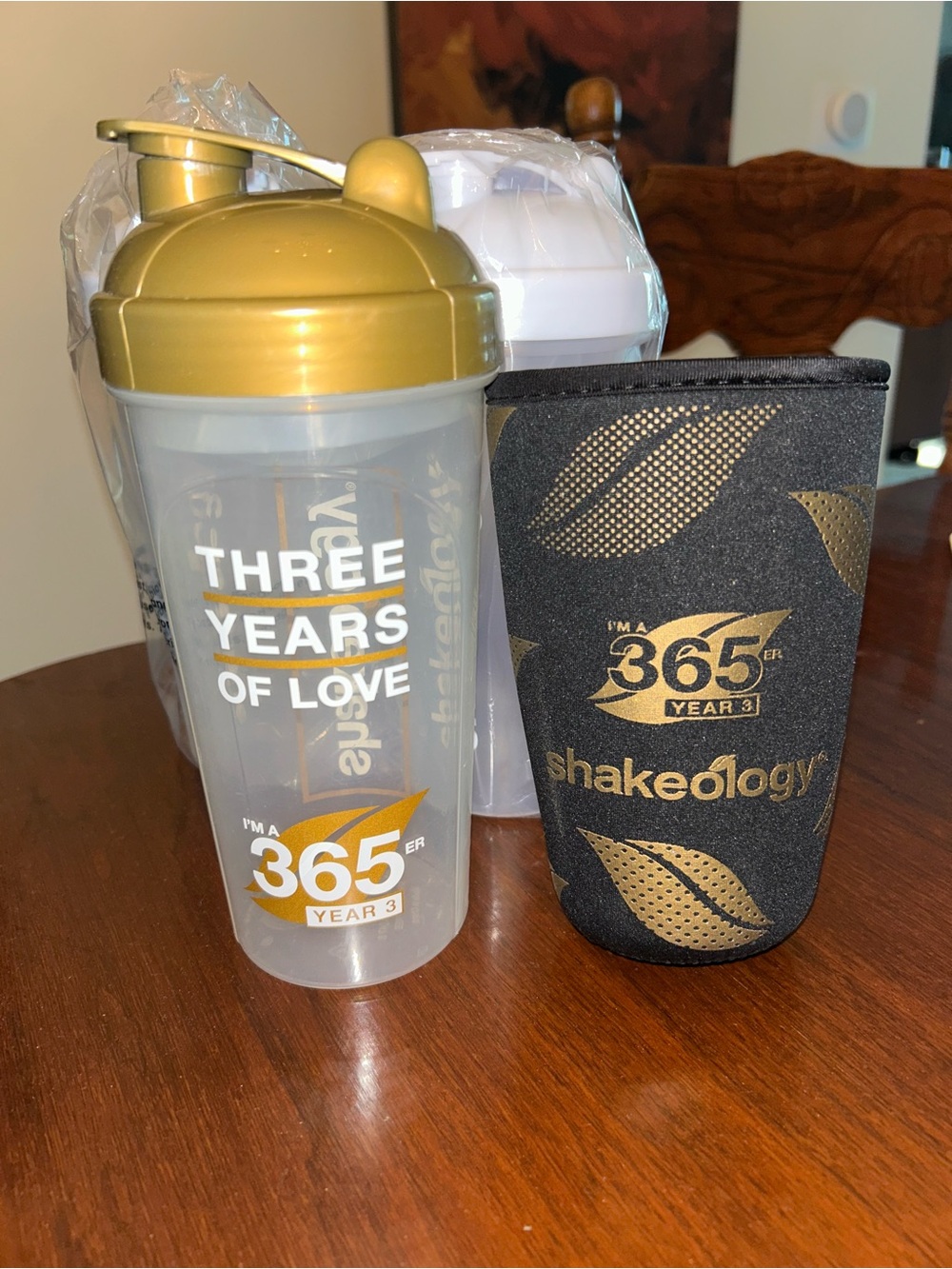 Beachbody Shakeology Gold and White Shaker Bottle, 2 Beachbody Shaker Bottles